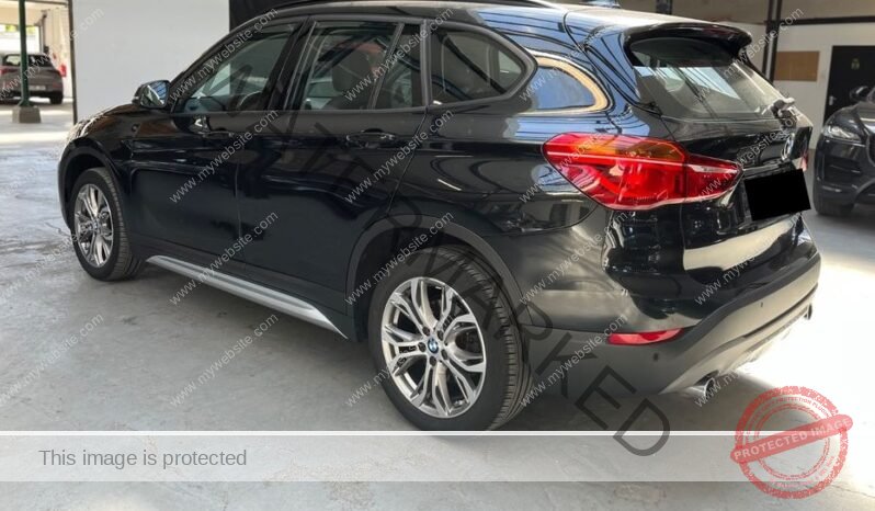 
								BMW X1 xDrive 20 i xLine full									