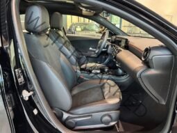 
										Mercedes-Benz Classe A 200 AMG LIMOUSINE PANO full									