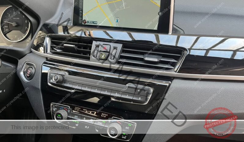 
								BMW X1 xDrive 20 i xLine full									